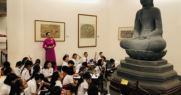 Lịch sử là gì và vì sao chúng ta phải học lịch sử?